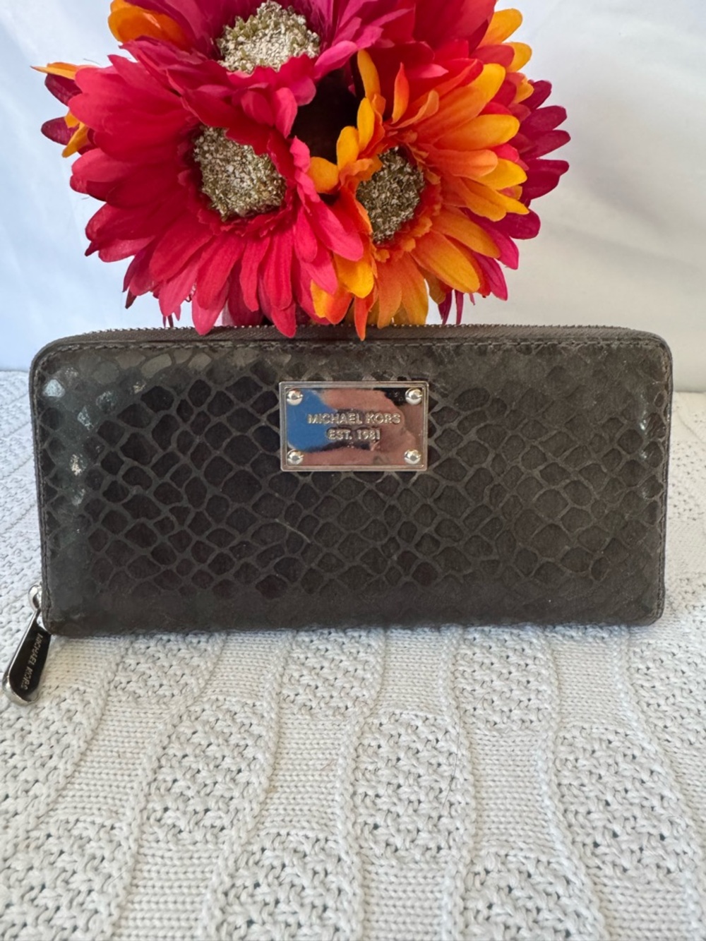 Michael Kors EUC snakeskin embossed leather long wallet